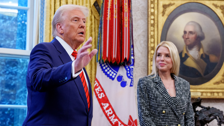 President Donald Trump and Attorney General Pam Bondi in the Oval Office