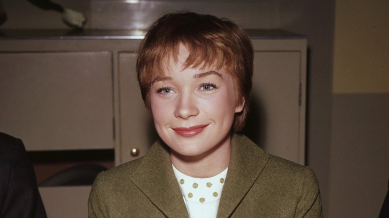 Shirley MacLaine smiling (1965)