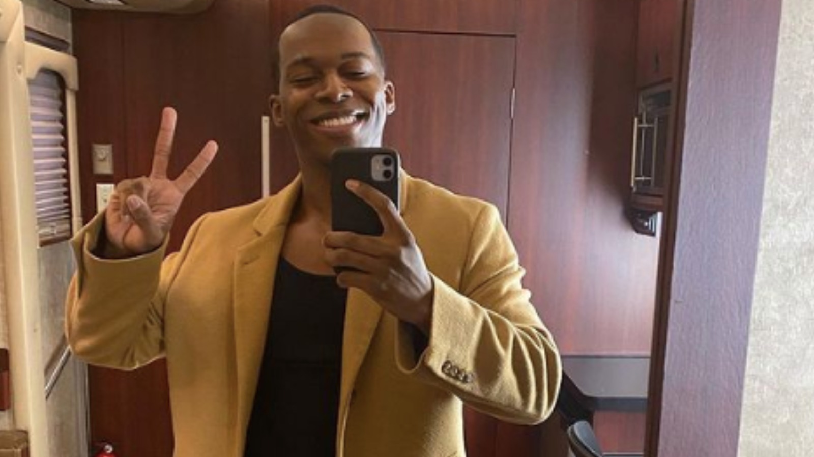 What Akono Dixon Loved Most About Working On The New Hallmark Flick