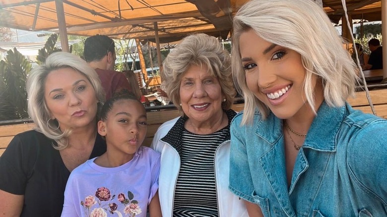 Julie, Chloe, Nanny Faye and Savannah Chrisley take a selfie