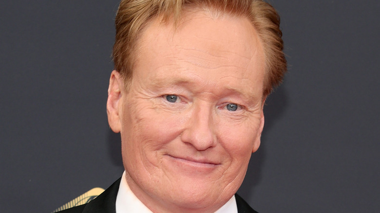 Conan O'Brien on the red carpet 
