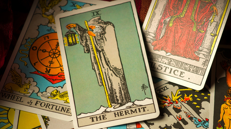 what does the hermit tarot card mean in love