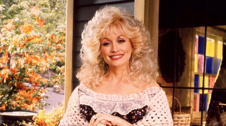 Dolly Parton smiling