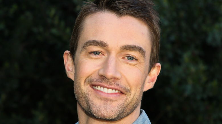 Robert Buckley on Hallmark set