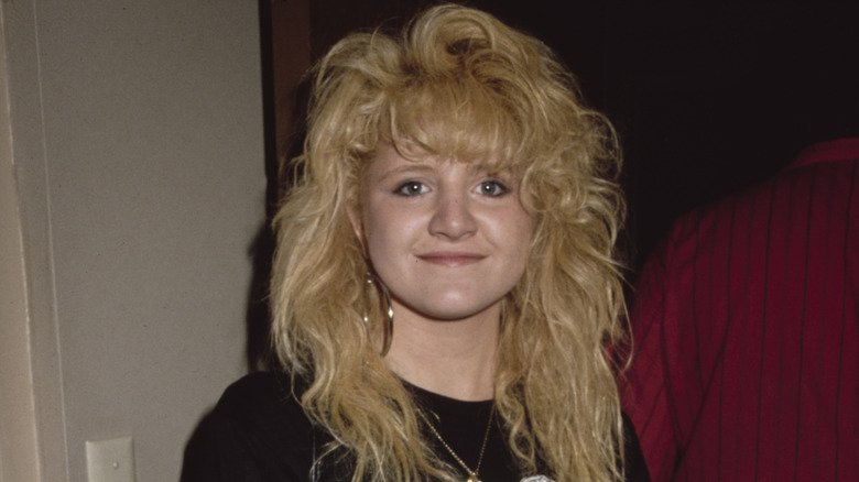 Tina Yothers posing in 1989