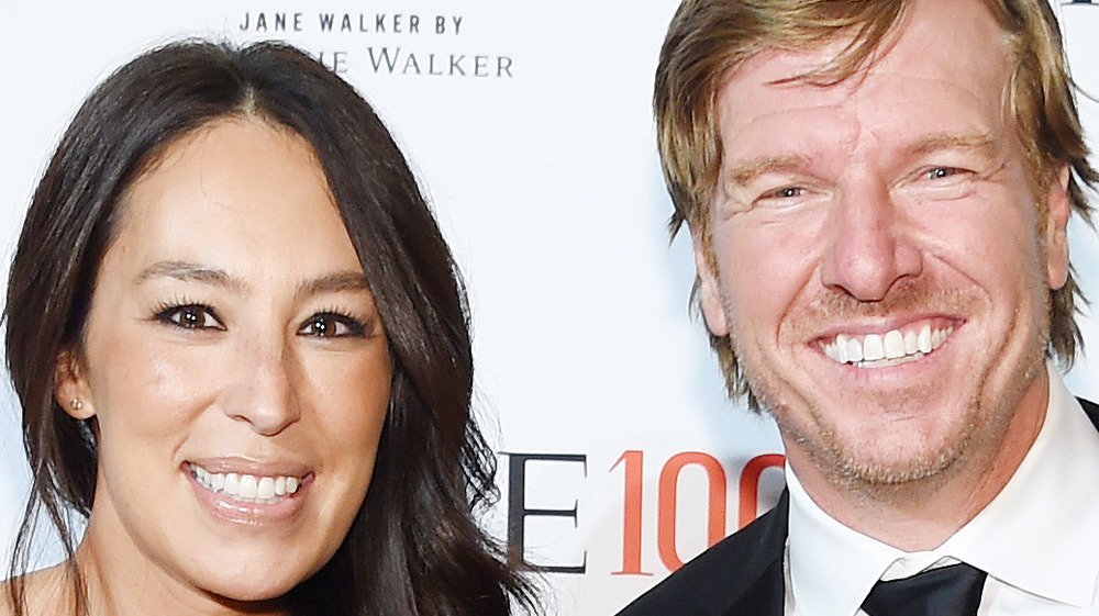 Joanna and Chip Gaines smiling