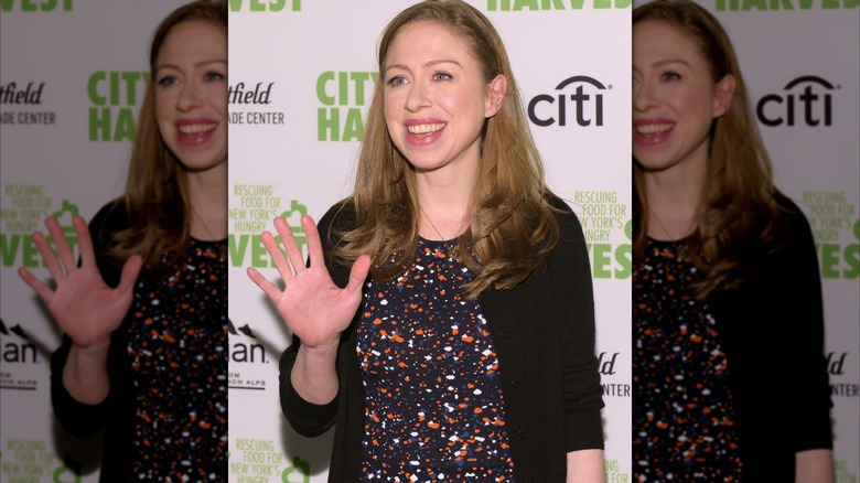 Chelsea Clinton waving