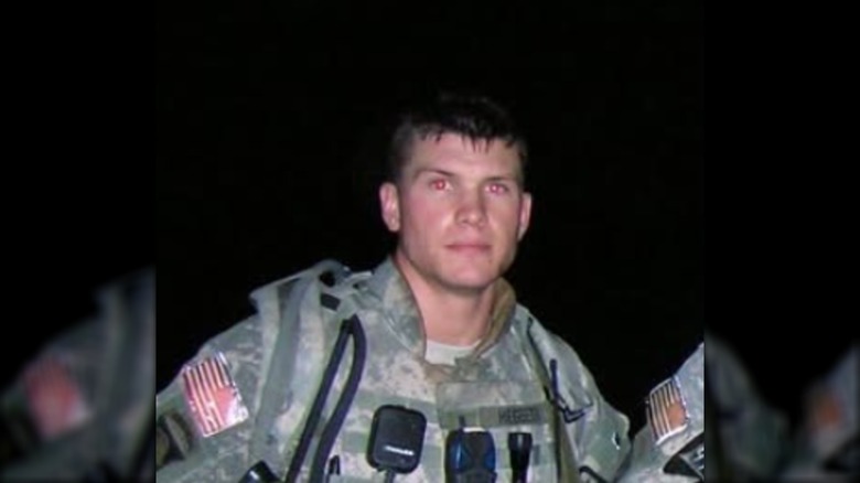 Pete Hegseth posing in uniform in 2005