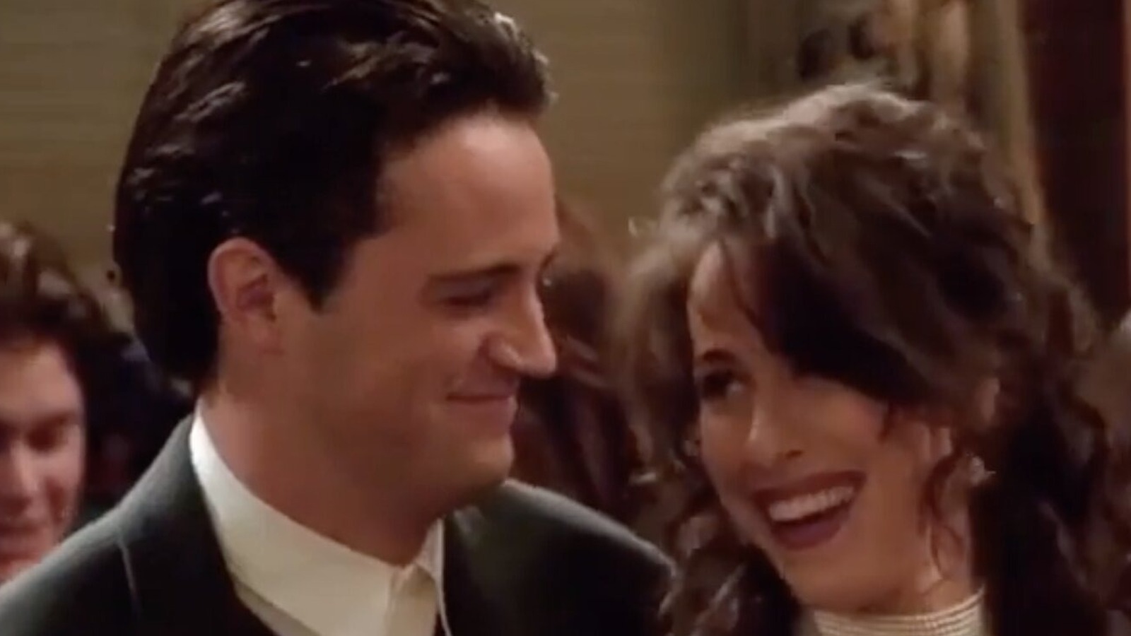 What Friends Fans Missed About Chandler And Janice's Relationship