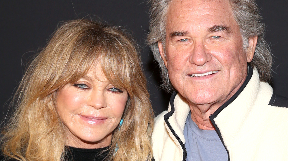 Goldie Hawn posing with Kurt Russell