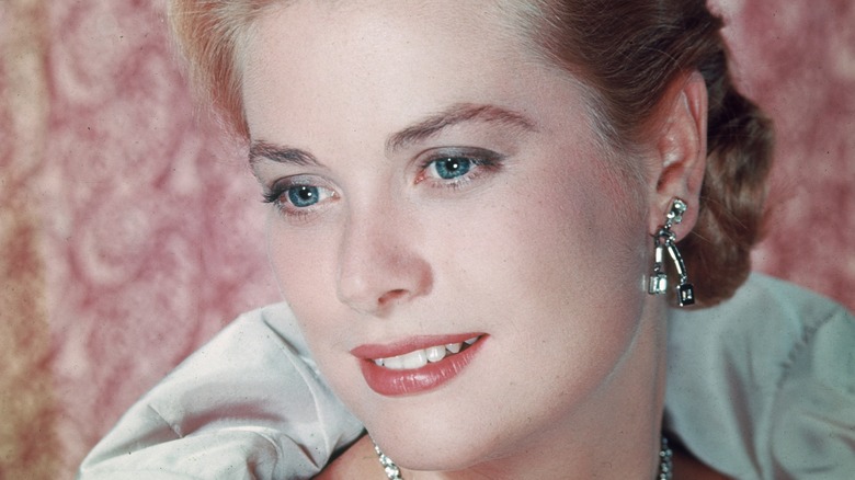 Close up of Grace Kelly