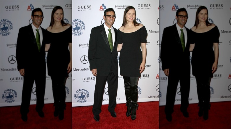 Davis with ex-husband Reza Jarrahy in 2008