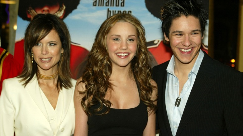 Cast members of "What a Girl Wants" at premiere