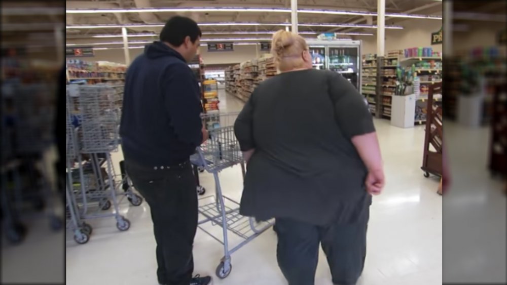 Tiffany Barker at 600 lbs shopping