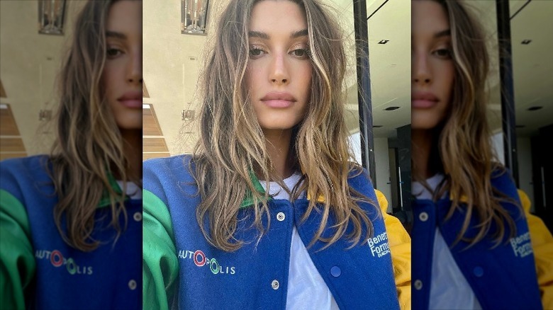 Hair frosting trend on Hailey Bieber