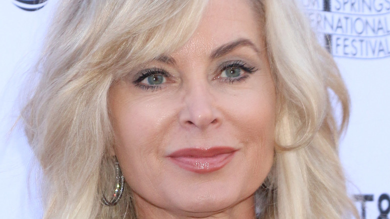 Eileen Davidson posing