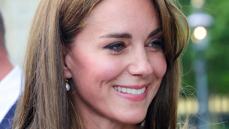 Kate Middleton with mourners outside Windsor  