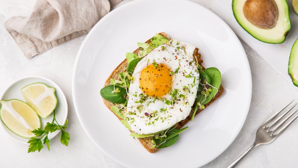 Kendall Jenner typical food: Eggs and avocado on toast