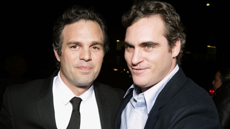 Mark Ruffalo and Joaquin Phoenix posing together