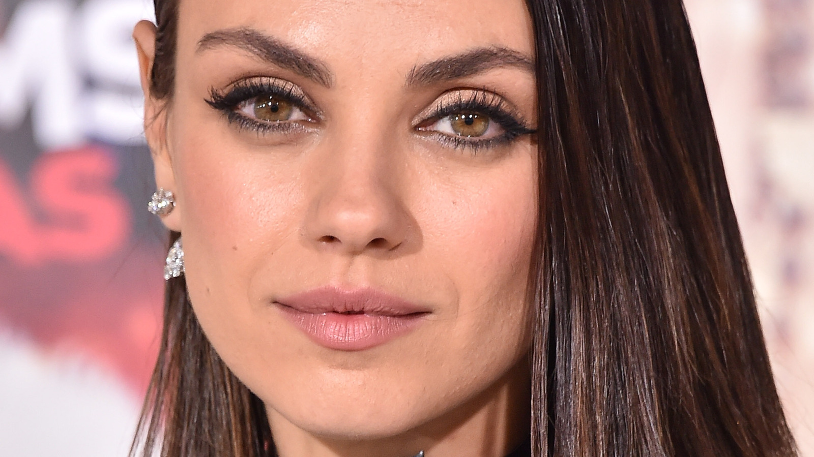 What Mila Kunis Is Teaching Her Little ones About Their Ukrainian Heritage | l intro 1647183197 What Mila Kunis Is Teaching Her Little ones About Their Ukrainian Heritage | l intro 1647183197