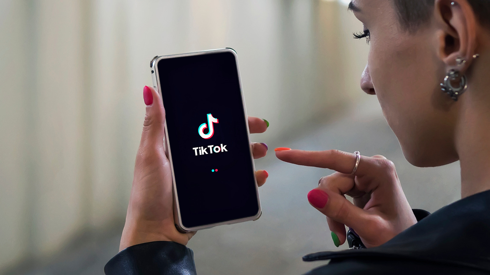 What 'No Cap' Means On TikTok