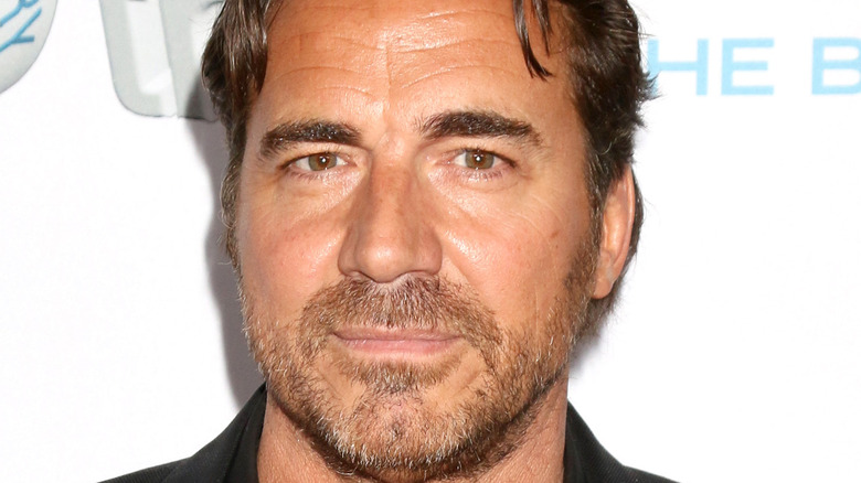 Thorsten Kaye posing for a picture