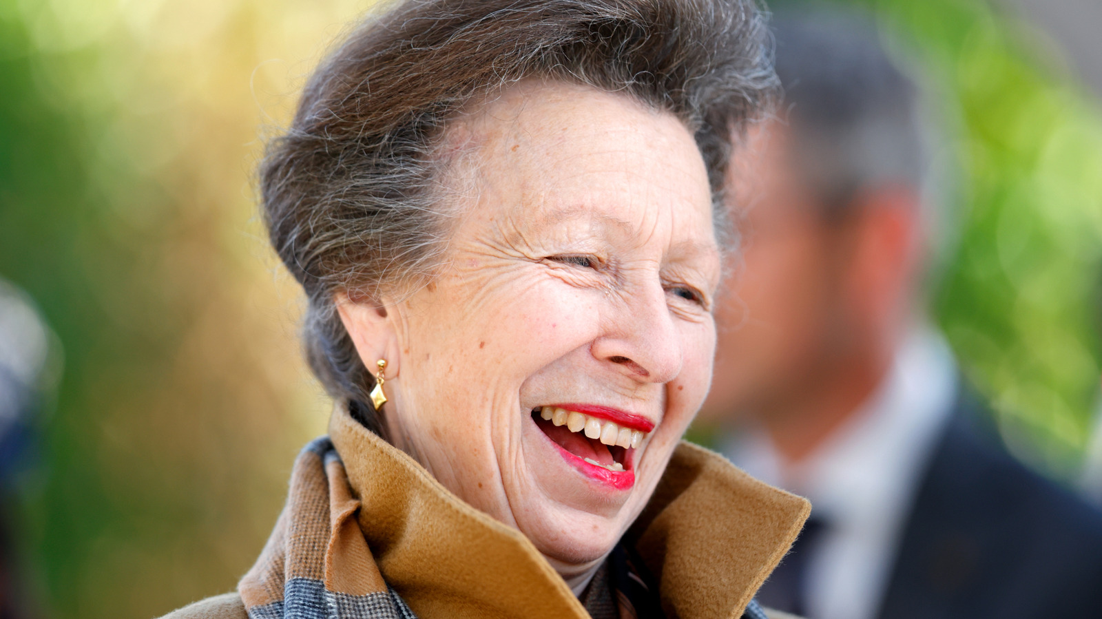 What Princess Anne Is Really Like Behind Closed Doors
