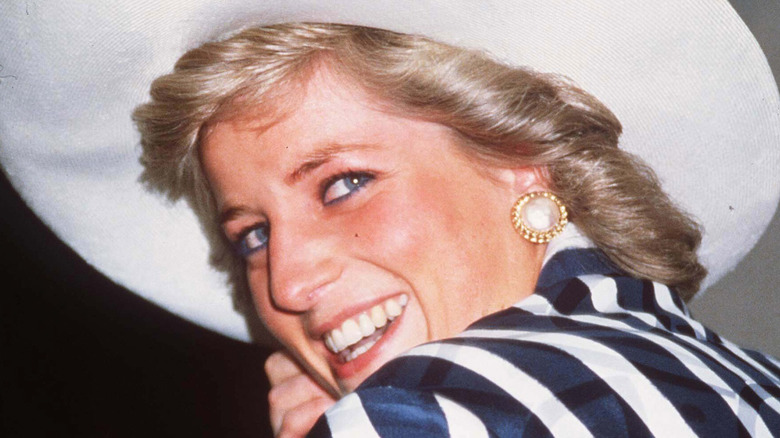 Princess Diana looking over her shoulder