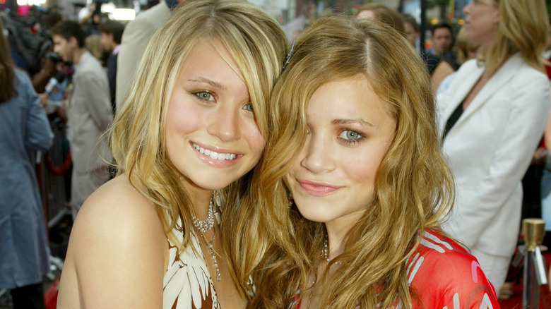 Mary-Kate, Ashley Olsen in Hollywood