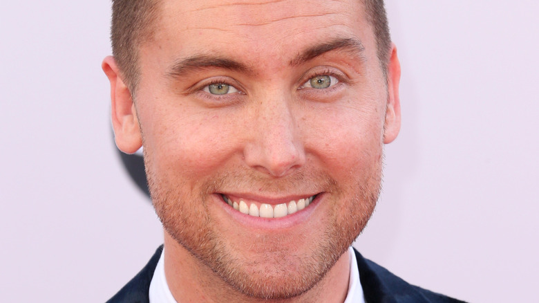 Lance Bass smiling 