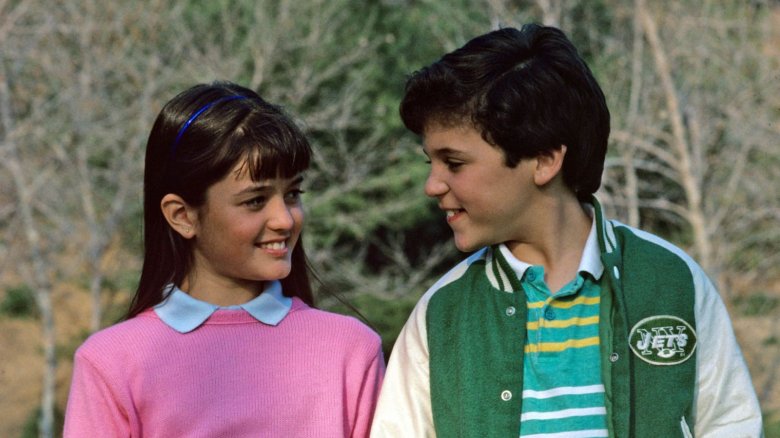 Danica McKellar and Fred Savage in The Wonder Years