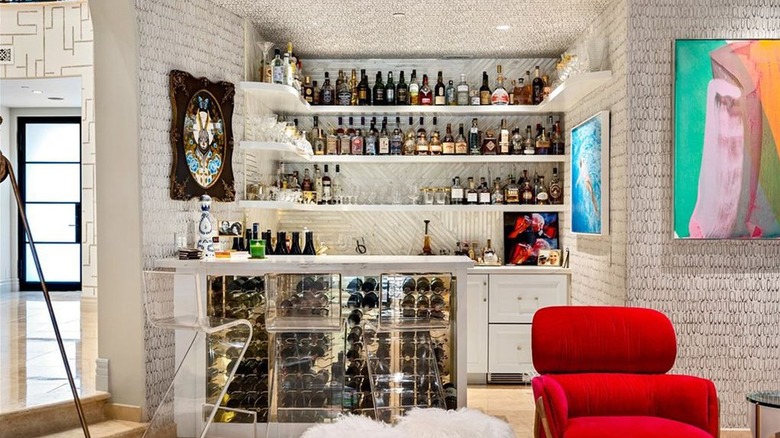 Wet bar