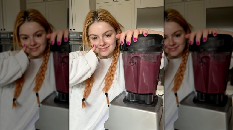 Ariel Winter shares her smoothie recipe on Instagram