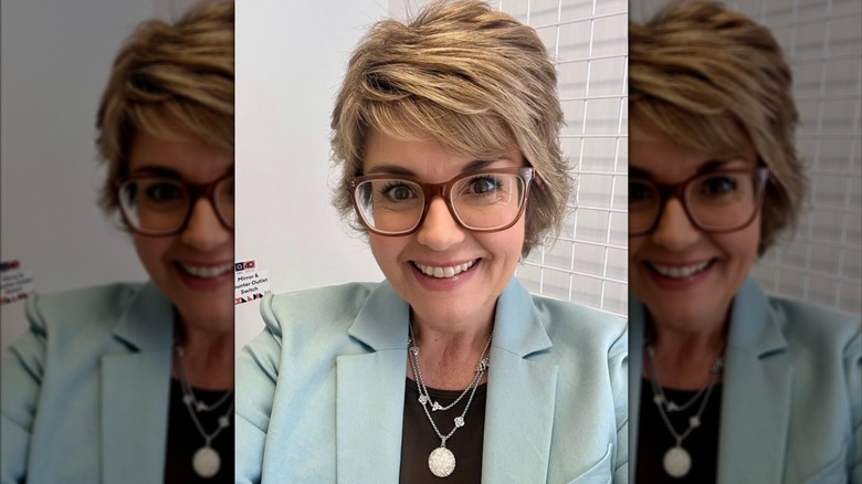 Jill Bauer poses for a selfie