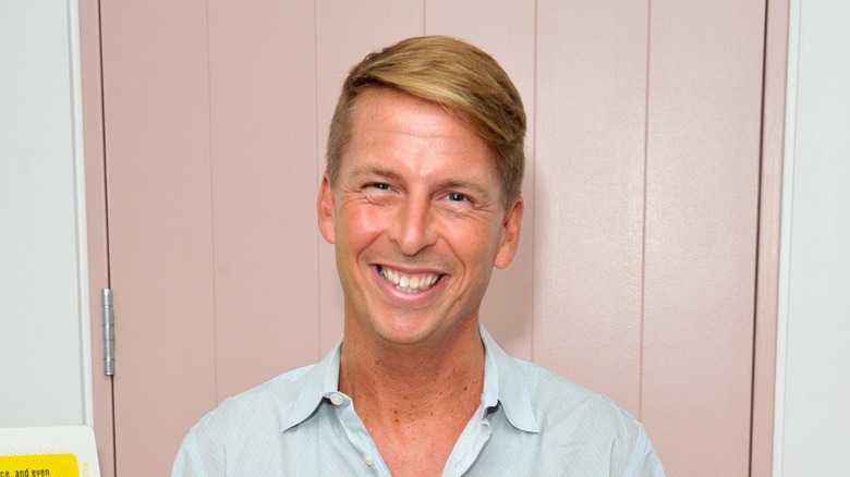 Jack McBrayer smiling