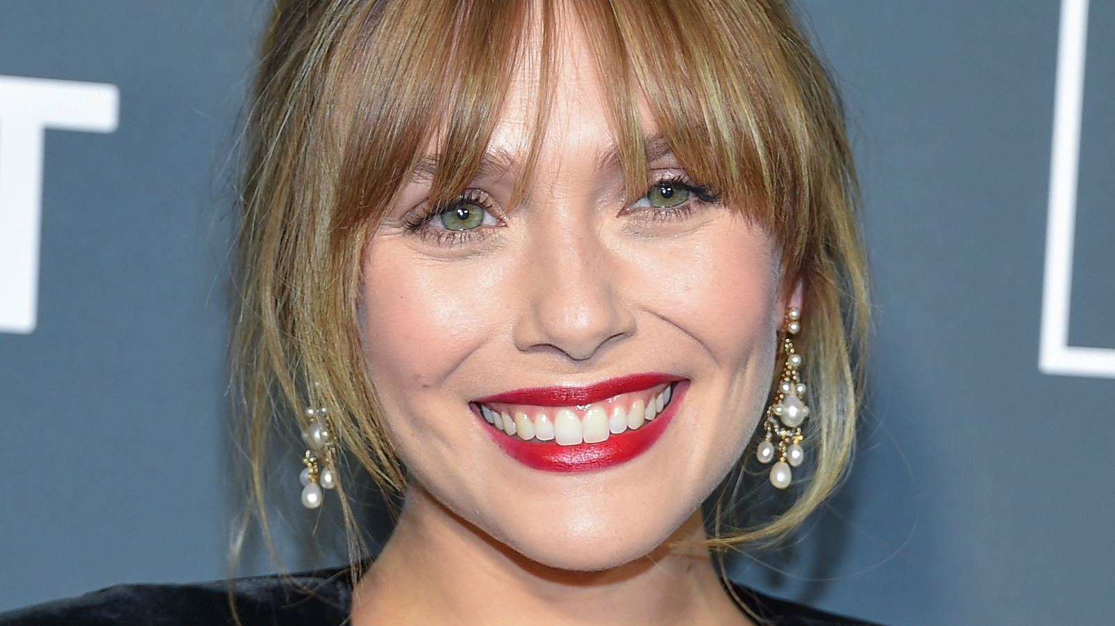 Hairstyles and Haircuts with Bangs to Try in 2023 - The Right Hairstyles