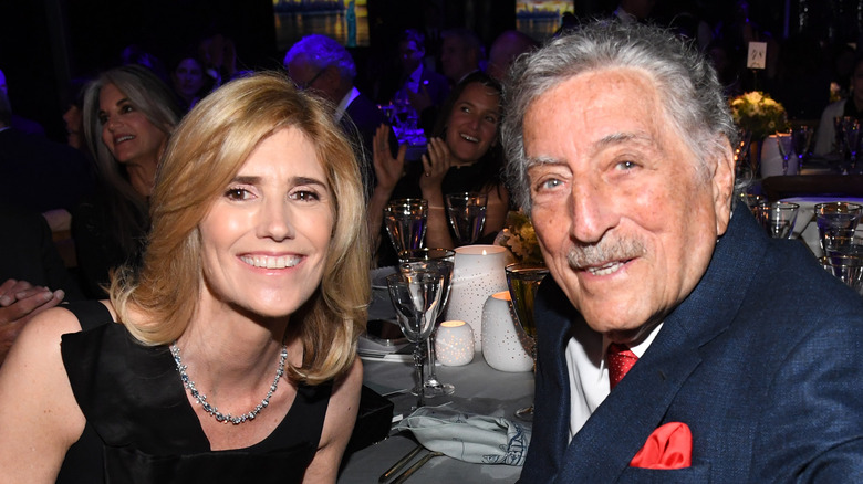 Tony Bennett and Susan Benedetto smiling