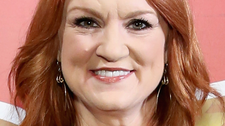 Pioneer Woman Ree Drummond smiling