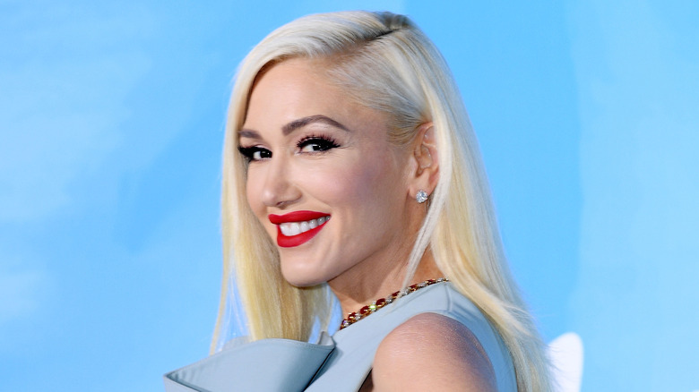 Gwen Stefani posing 