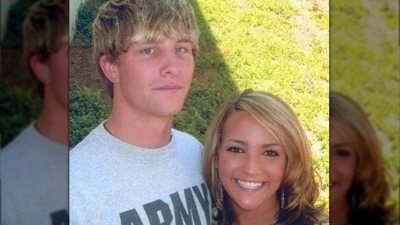 Casey Aldridge and Jamie Lynn Spears posing together