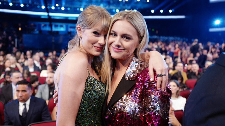 Taylor Swift and Kelsea Ballerini at 2019 American Music Awards