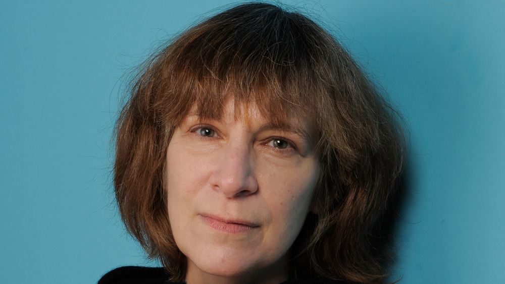 Amanda Plummer, close-up