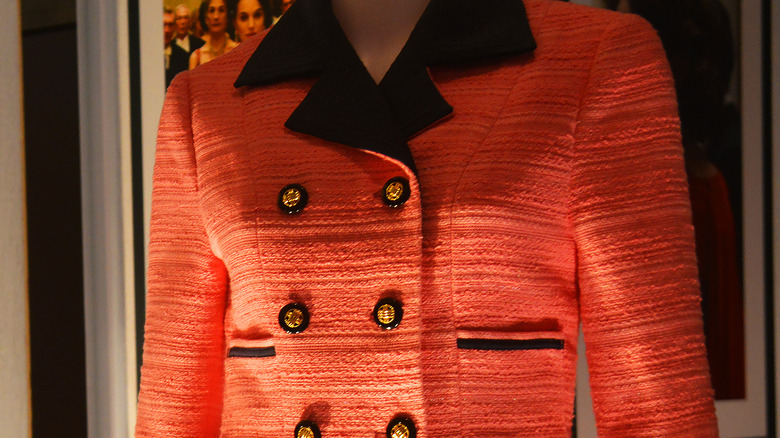 jackie o pink chanel suit