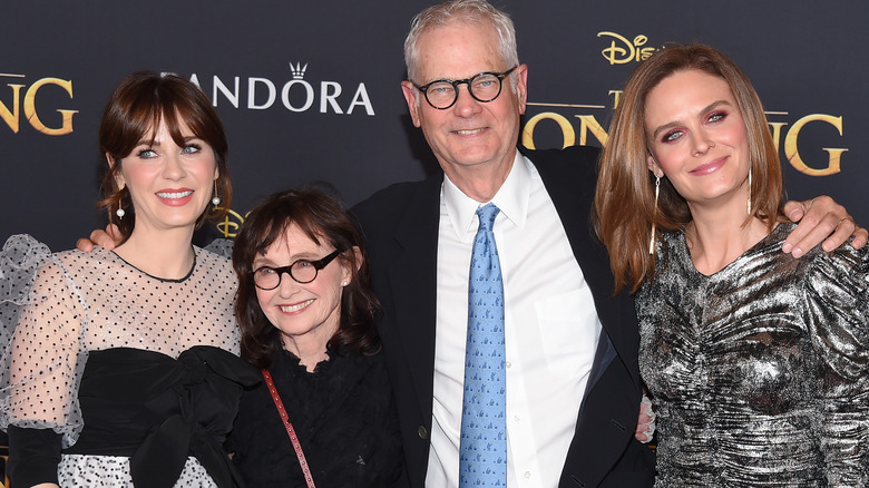 The Deschanel family at The Lion King premiere
