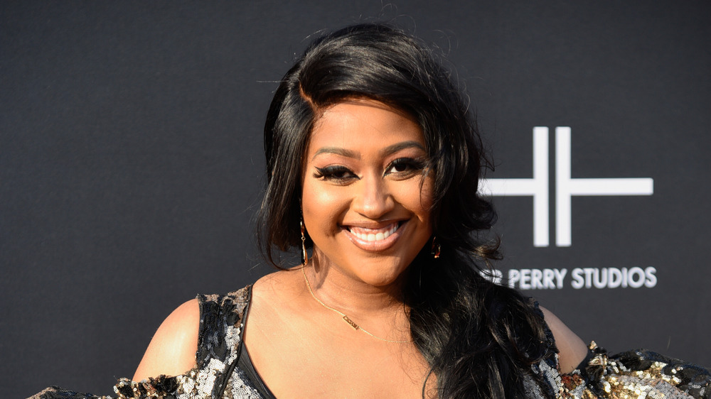 Jazmine Sullivan attending an event