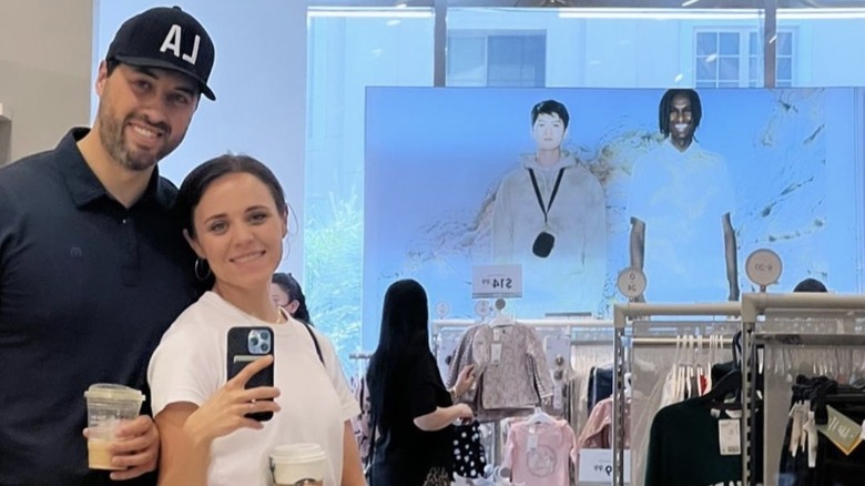 Jeremy Vuolo, Jinger Duggar, mirror selfie, LA