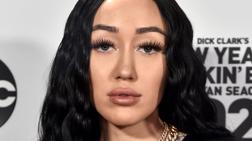 Noah Cyrus posing 