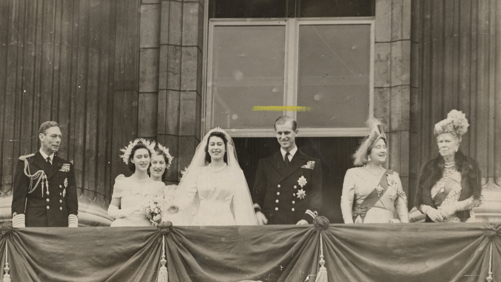 who designed queen elizabeth's wedding dress All About Queen Elizabeth's Meaningful $1.6 Million Wedding Dress