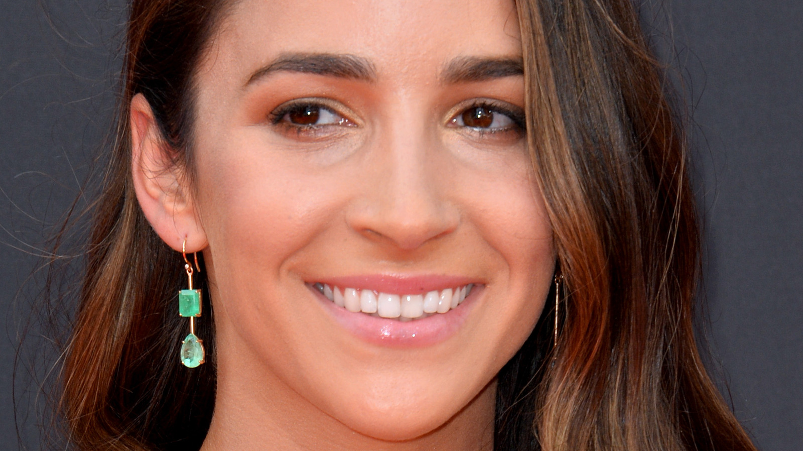 What You Never Knew About Aly Raisman(00)