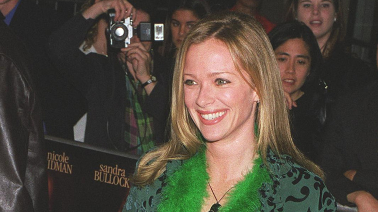Lauren Holly in 1998